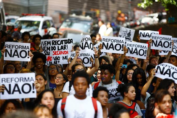Uma reforma irreformável: por que o novo Ensino Médio precisa ser revogado