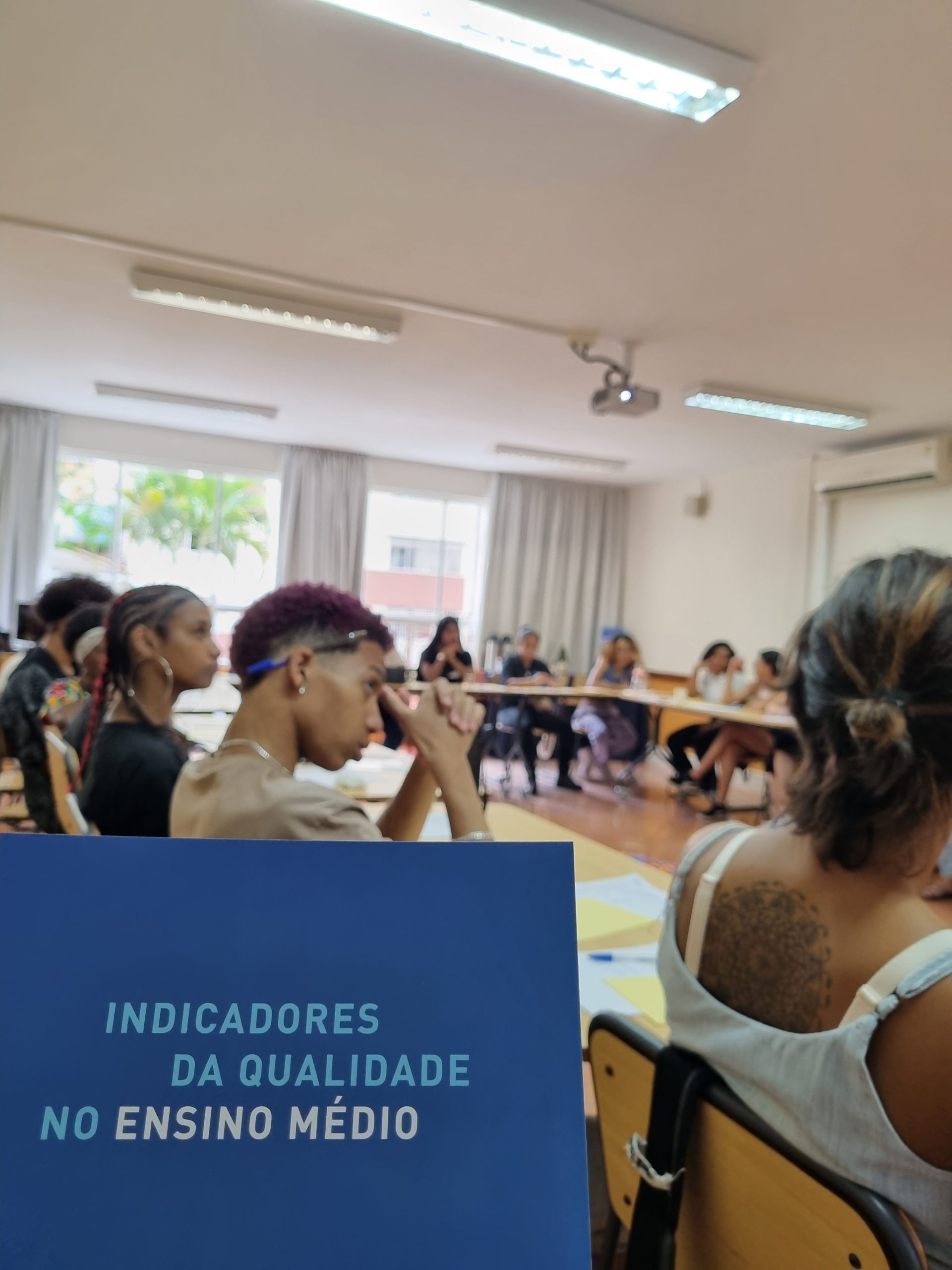 Formação com Jovens Mobilizadores da aplicação piloto da metodologia Indique Ensino Médio