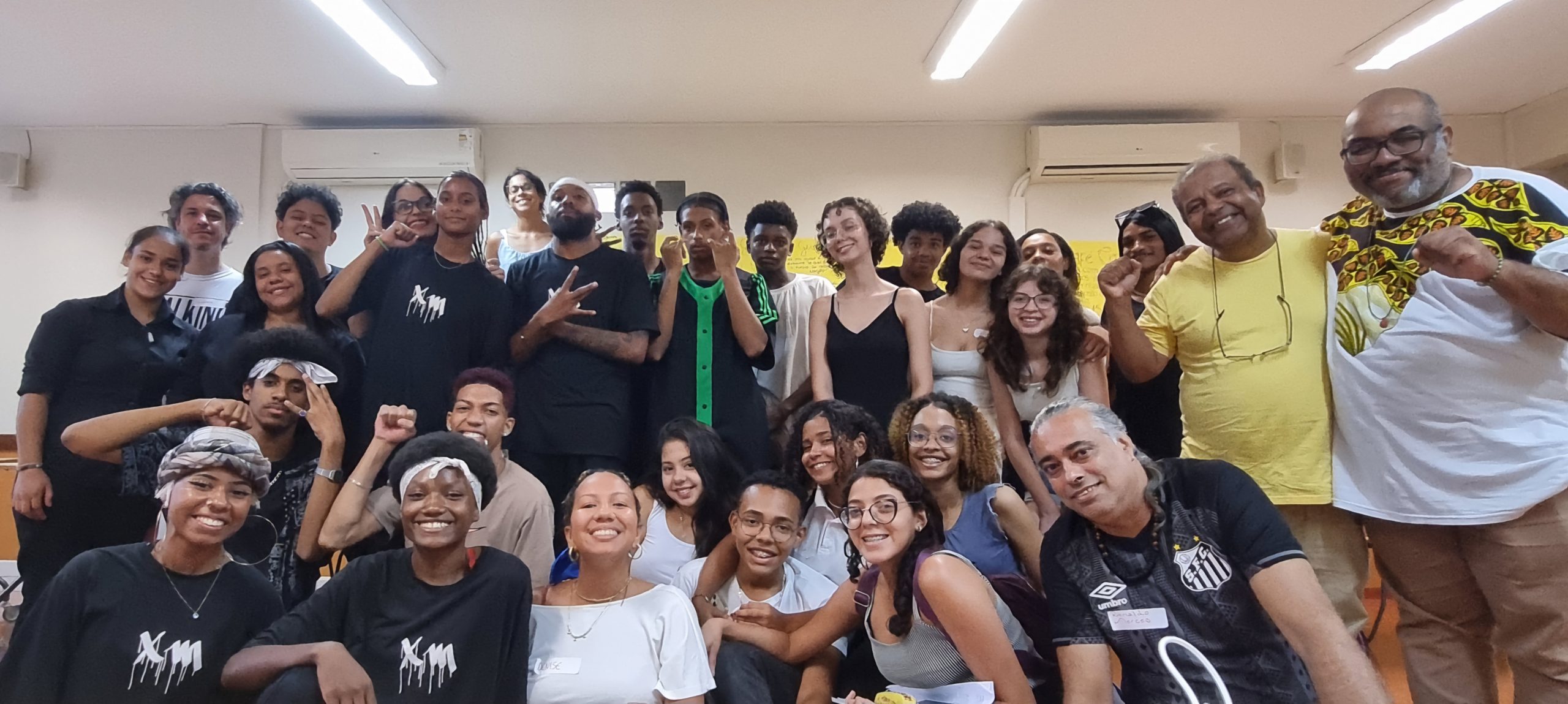 Formação com Jovens Mobilizadores da aplicação piloto da metodologia Indique Ensino Médio