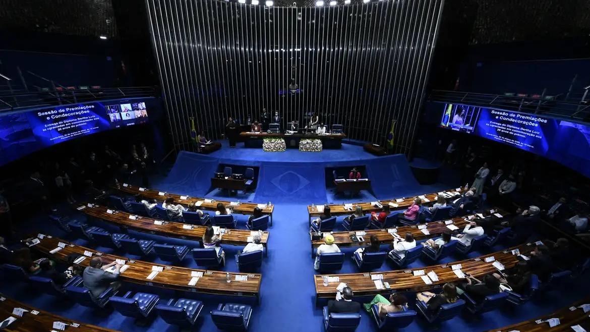 NOTA TÉCNICA: O SENADO FEDERAL PODE E DEVE APRIMORAR A POLÍTICA NACIONAL DO ENSINO MÉDIO (PL 5.230/2023)