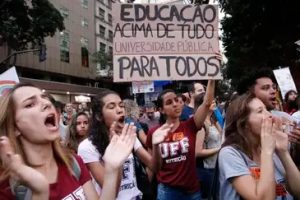 As ameaças ao orçamento da Educação em 2025